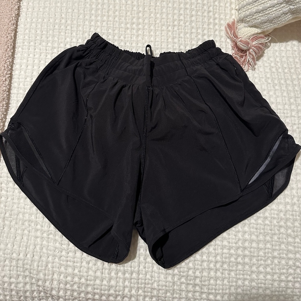 Lululemon hotty hot shorts